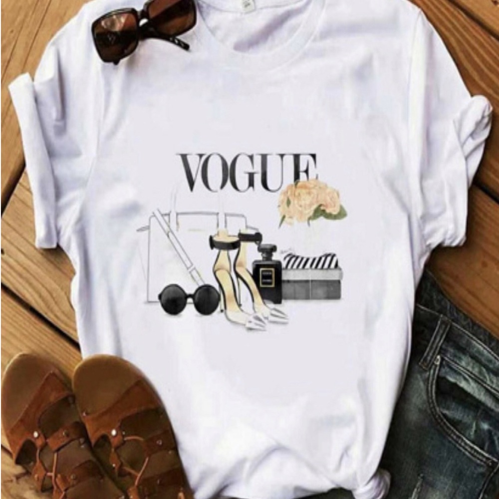 Designer White Fashionable Graphic Tee